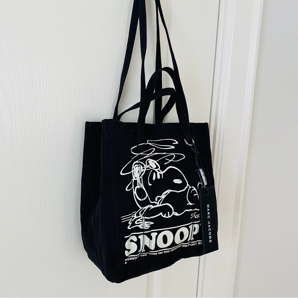 $325 NWOT Marc Jacobs x Peanuts The Tag 27 Black Canvas Tote Shoulder Bag